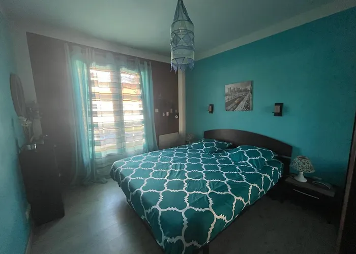 Holiday home Maison Familiale Avec Piscine *